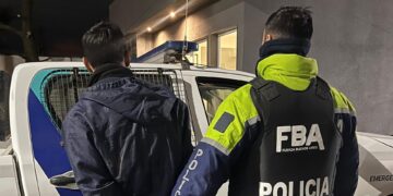 Aprehendieron a dos jóvenes tras un intento de robo en una obra en construcción
