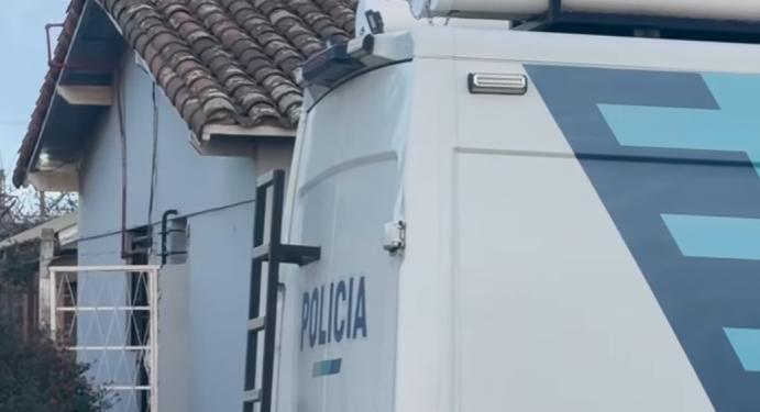 Conmoción en Quequén: un hombre fue detenido acusado de matar a su madre a golpes