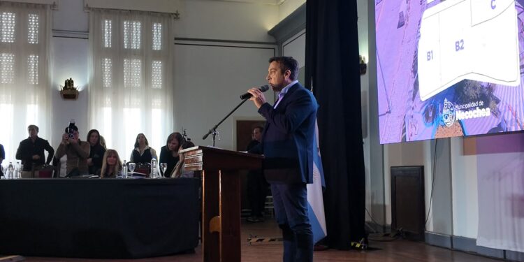 Arturo Rojas: “Hoy comienza una nueva etapa para Necochea”