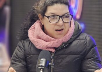 Del arte a la inclusión: creó herramientas para que personas ciegas puedan pintar y reconocer colores