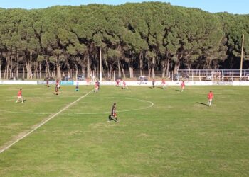 Villa Díaz Vélez sigue firme y Rivadavia logró su primer triunfo