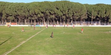Villa Díaz Vélez sigue firme y Rivadavia logró su primer triunfo