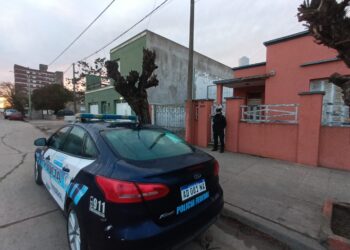 Investigan una presunta defraudación con recetas médicas apócrifas: realizaron un allanamiento