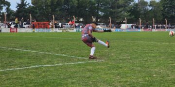 Ministerio ganó en Fernández, Mataderos goleó y Gimnasia volvió al triunfo en la continuidad de la décima fecha