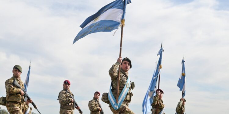 “Cuando nos homenajean, también recuerdan a los que no volvieron”: el mensaje de un veterano en el Día del Soldado Argentino