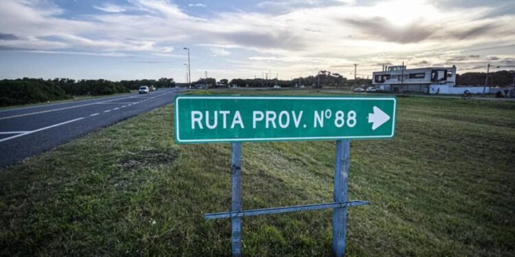 Ianantuony respaldó la construcción de la autovía en la Ruta 88