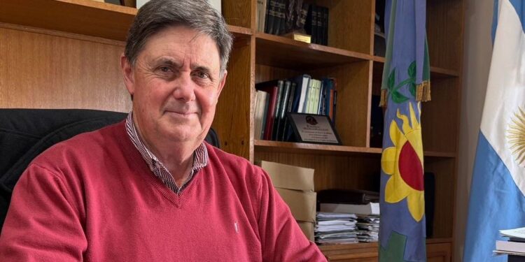 Miguel Gargaglione: “La salud pública sigue siendo una prioridad, aunque los recursos son cada vez más escasos”