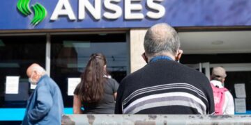 El Gobierno confirmó aumento y bono para jubilados: cuánto se cobra en julio