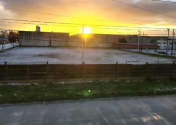 Así amaneció el partido de Necochea tras la nevada que dejó la ola polar