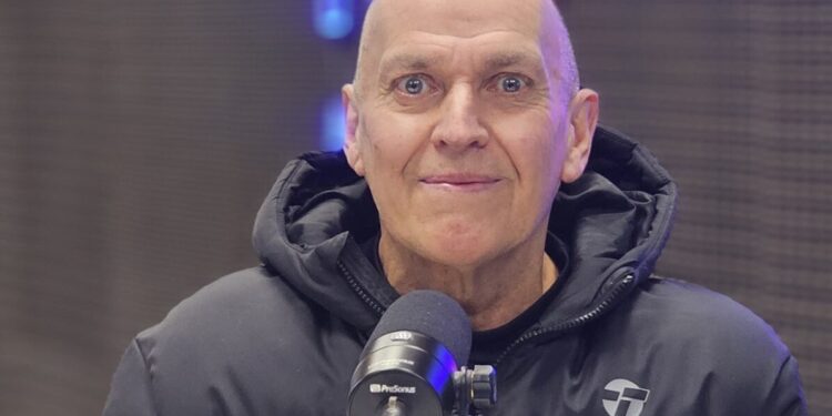 Jorge Casaprima recordó el histórico ascenso de Estación Quequén y analizó la evolución de la preparación física en el fútbol