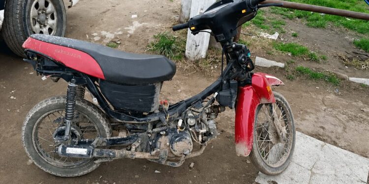 Recuperaron una moto robada y aprehendieron a un joven de 18 años