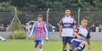 Multimedio NQ transmite Gimnasia vs. Villa Díaz Vélez