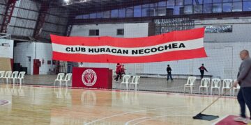 Una noche histórica para Huracán: inauguró el piso flotante del “Gigante” y homenajeó a Edelma Pagani