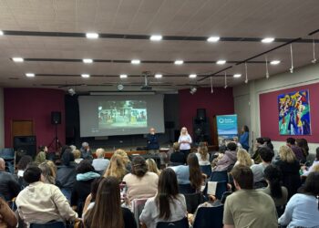 Instituciones de Necochea pusieron en común problemáticas sociales y propusieron fortalecer una gran red comunitaria