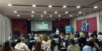 Instituciones de Necochea pusieron en común problemáticas sociales y propusieron fortalecer una gran red comunitaria
