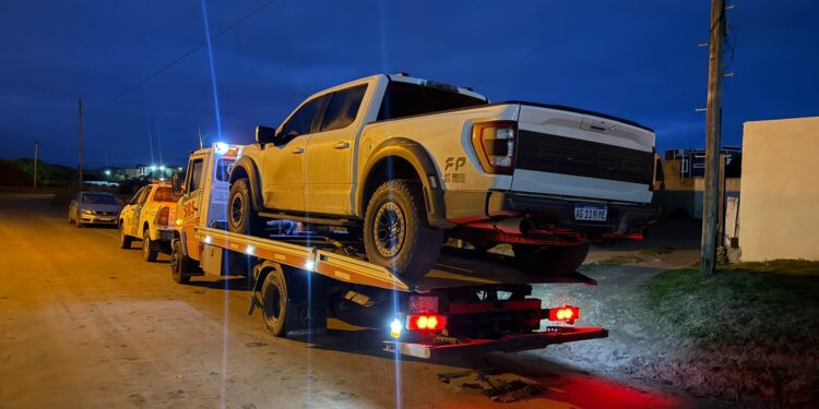 Secuestraron una camioneta en Quequén tras reiteradas maniobras peligrosas