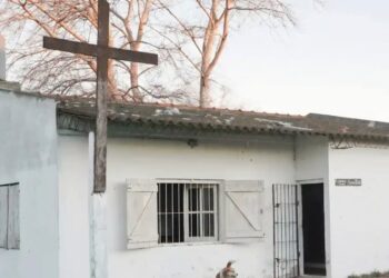 Robaron en dos capillas de Necochea y la comunidad respondió con una fuerte ola solidaria