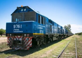 Intendentes de la región reclaman ante Nación la reactivación del tren de cargas hacia Puerto Quequén
