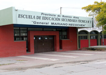 Una obra histórica para la Técnica Nº 2: repararán más de 2.000 metros cuadrados de la cubierta