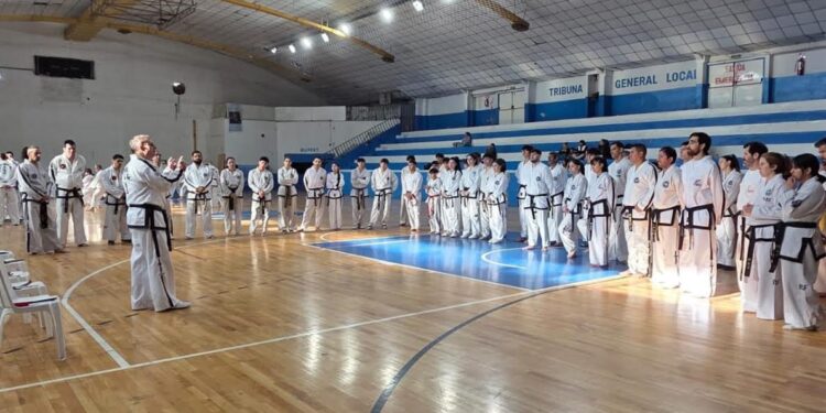 Histórico logro para el Taekwon-Do regional: Juan Manuel del Valle se convirtió en Umpire Internacional Clase “A”