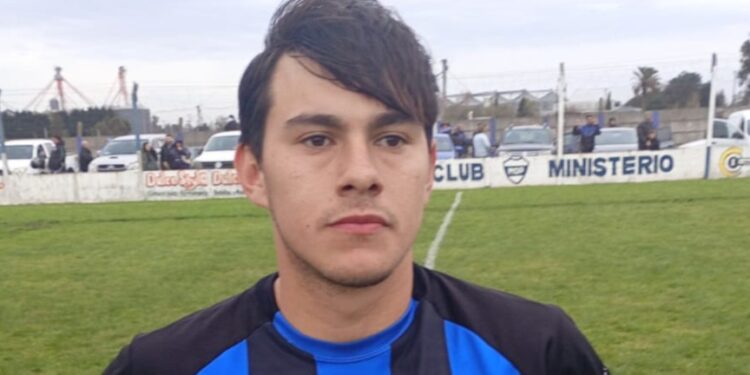 Independiente San Cayetano ganó y quedó como único líder de la Zona A