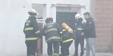 Una familia perdió todo en un incendio y necesita ayuda: esperan una beba que está a punto de nacer Una familia necesita ayuda tras perder todo en un incendio