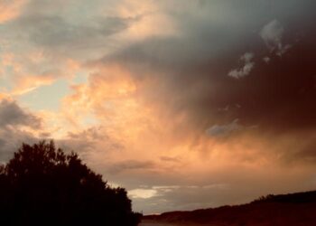 Alerta amarilla en Necochea: se esperan lluvias y fuertes ráfagas de hasta 69 km/h