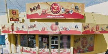 Robo a mano armada en un kiosco de avenida 75 y 38: escaparon con dinero, un celular y mercadería