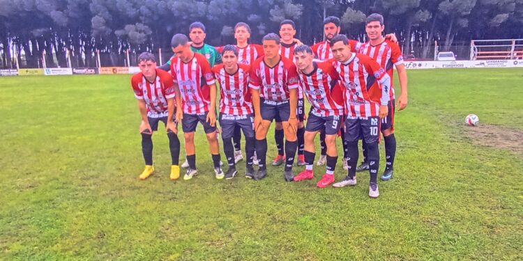 Sportivo dio el golpe ante Villa Díaz Vélez y la fecha 17 sigue abierta