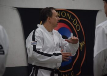 Juan Manuel Del Valle brindó una master class de taekwon-do en Balcarce