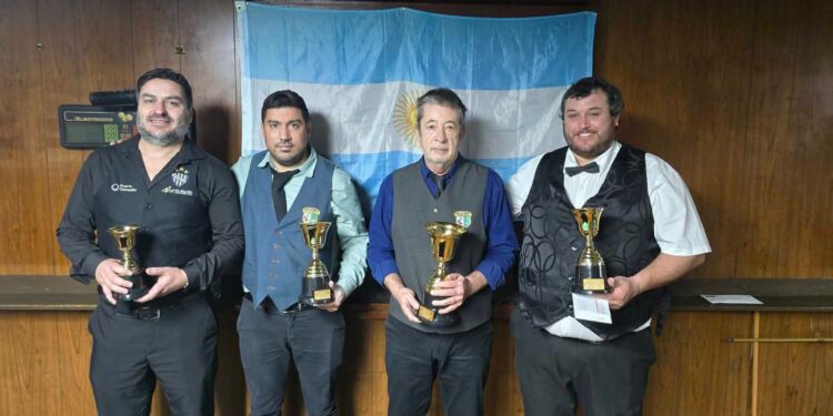 Necochenses viajan al Argentino de Primera de 5 quillas en Santa Fe