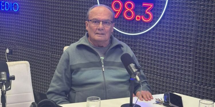 Omar Ortiz, el corazón de una historia teñida de verde: 57 años de pasión, amistad y gloria en Estación Quequén