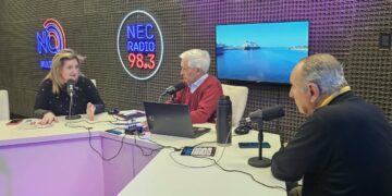 Pustilnick propone avanzar en la regulación de los cuidacoches y reclama definiciones sobre el transporte público