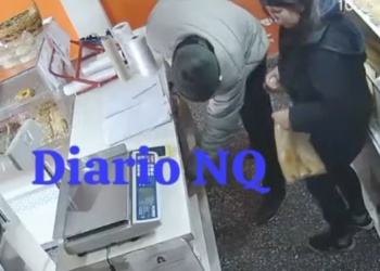 Robaron dinero y el celular de una empleada en una panadería de avenida 98