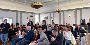 El Teatro Auditorium fue adjudicado a A Toda Vela Mar y Oscar Merlo prometió “poner a Necochea otra vez en el mapa”