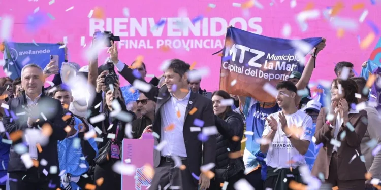 Kicillof inauguró los Juegos Bonaerenses y apuntó contra Milei: “La motosierra llegó a los pibes y al deporte”